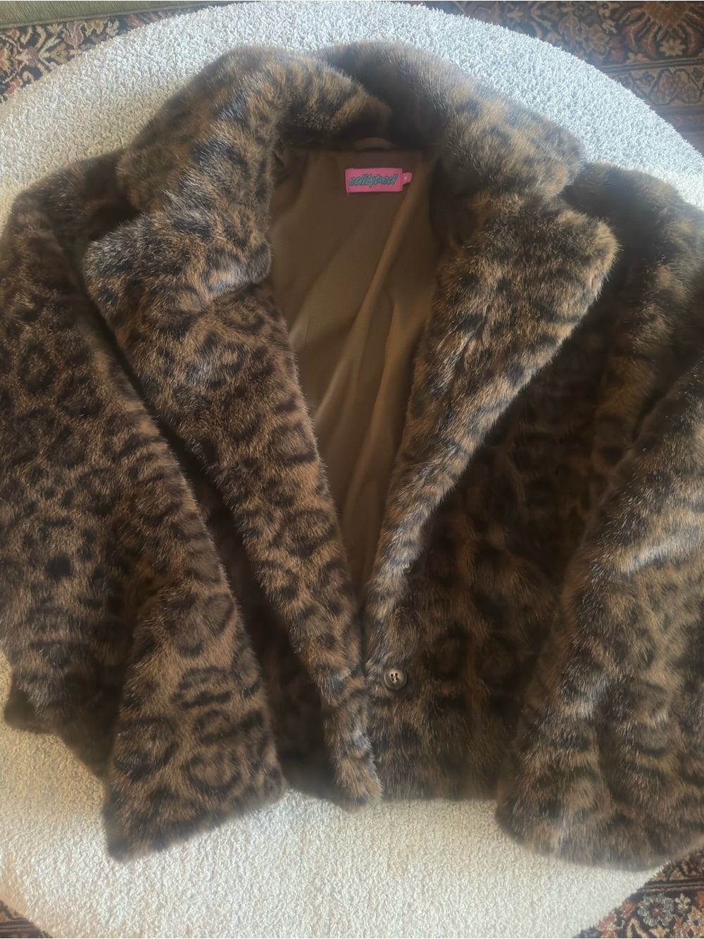 EDIKTED Lady Leopard Faux Fur Jacket - Picture 6 of 8